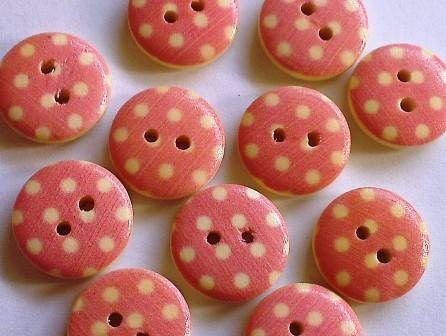 10 pink spotty wooden buttons, round 15mm, pastel/shabby chic