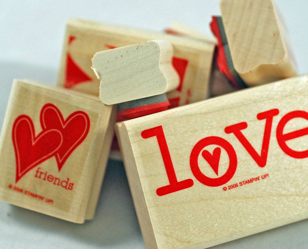 RUBBER STAMPS Stampin Up "A Light Heart"  2006 - Great Gift - Never Used Seven Stamp Retired Set - Valentines and Love