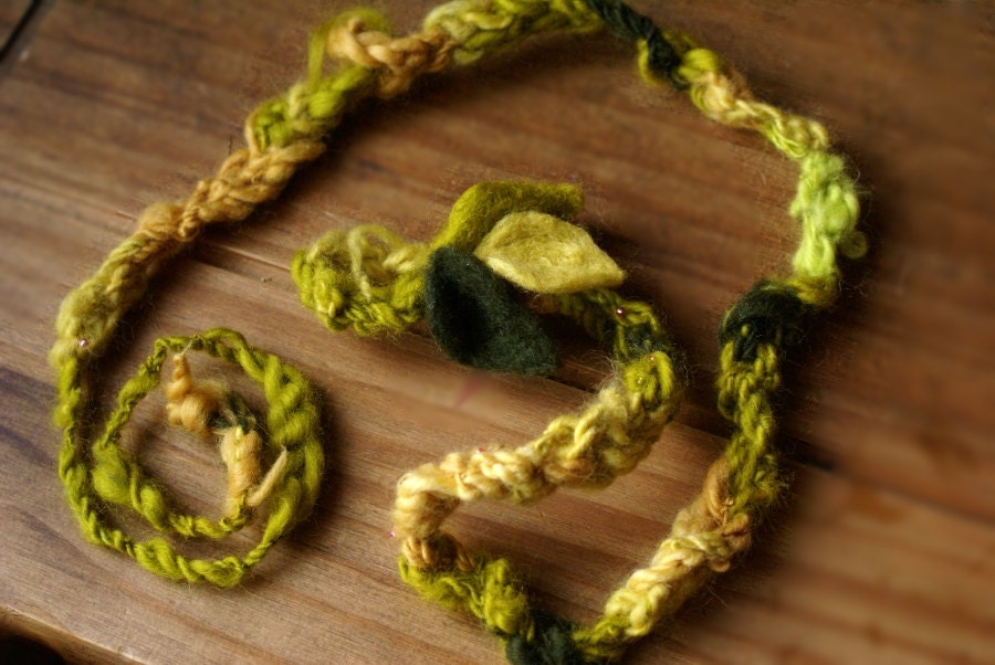 woodland hair garland - maid marian costume - fairy - waldorf birthday - waldorf felt birthday crown - hair wreath