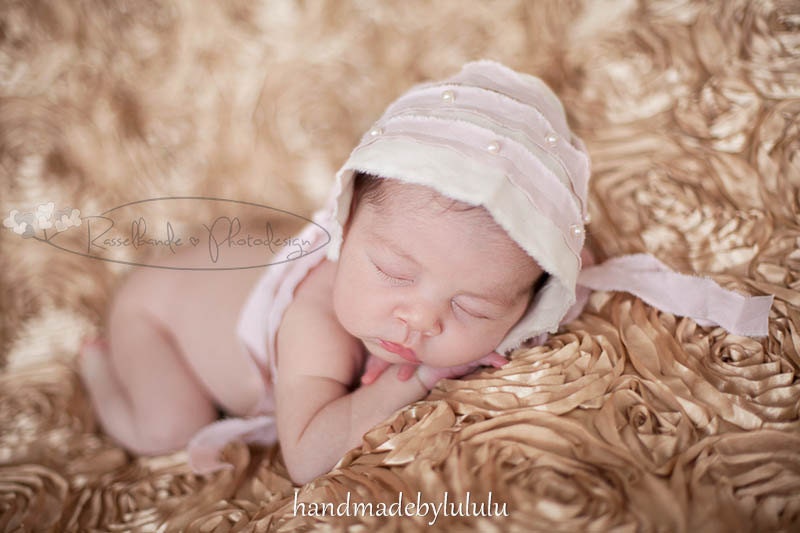 baby bonnet, simply from cream and soft pink cotton fabric , newborn Photo prop, baby hat, vintage girl