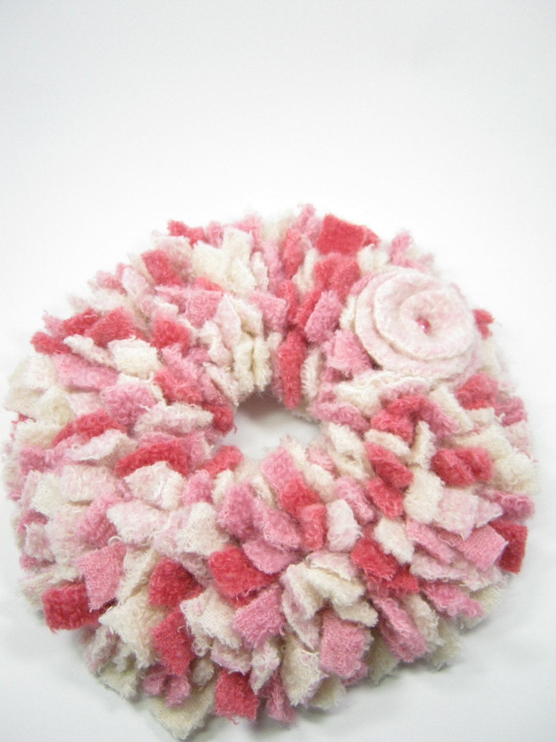 Pink white proddy wreath Spring decoration Natural home decor Vintage textured wool