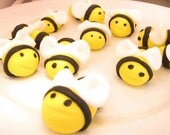 Fondant Bumble Bee Cake and Cupcake Toppers Il_170x135