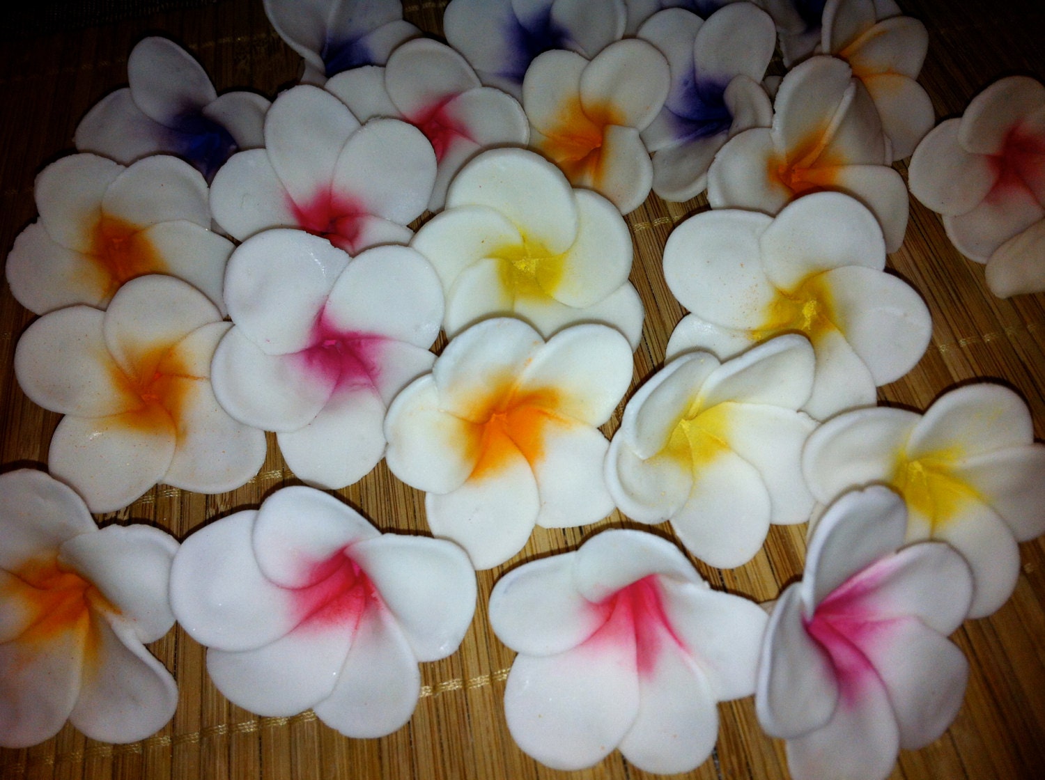 Plumeria Blossoms, Fondant,  Gum Paste, White, Weddings, Cake Topper, Cupcake Topper, Birthdays, Baby Shower, Baby Shower, Baby Reveal, Cake