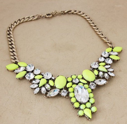 D5041 - 2013 Crystal Encrusted Glass Stone Rhinestone Neon Chevron Collar Necklace in White Wedding Party Bridal Statement Bib Necklace
