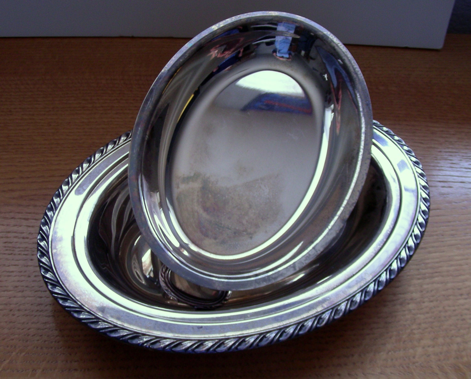Wm Rogers Silverplate Double Vegetable Bowl