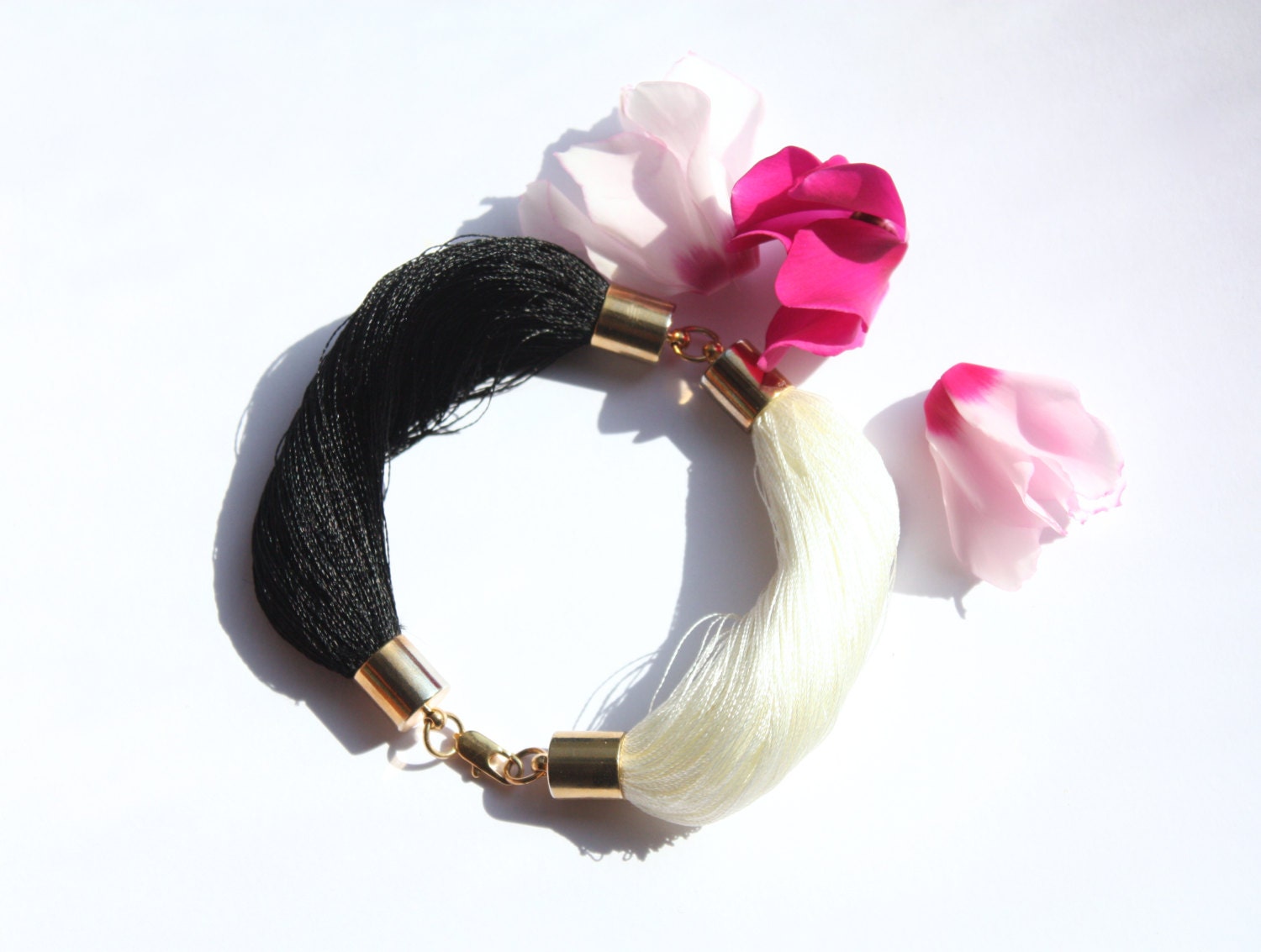 Black and White Wild Flower Minimalistic Statement Bangle Fiber Bracelet - Summer Beach Jewelry - Beach Bohemian Chic Jewelry-