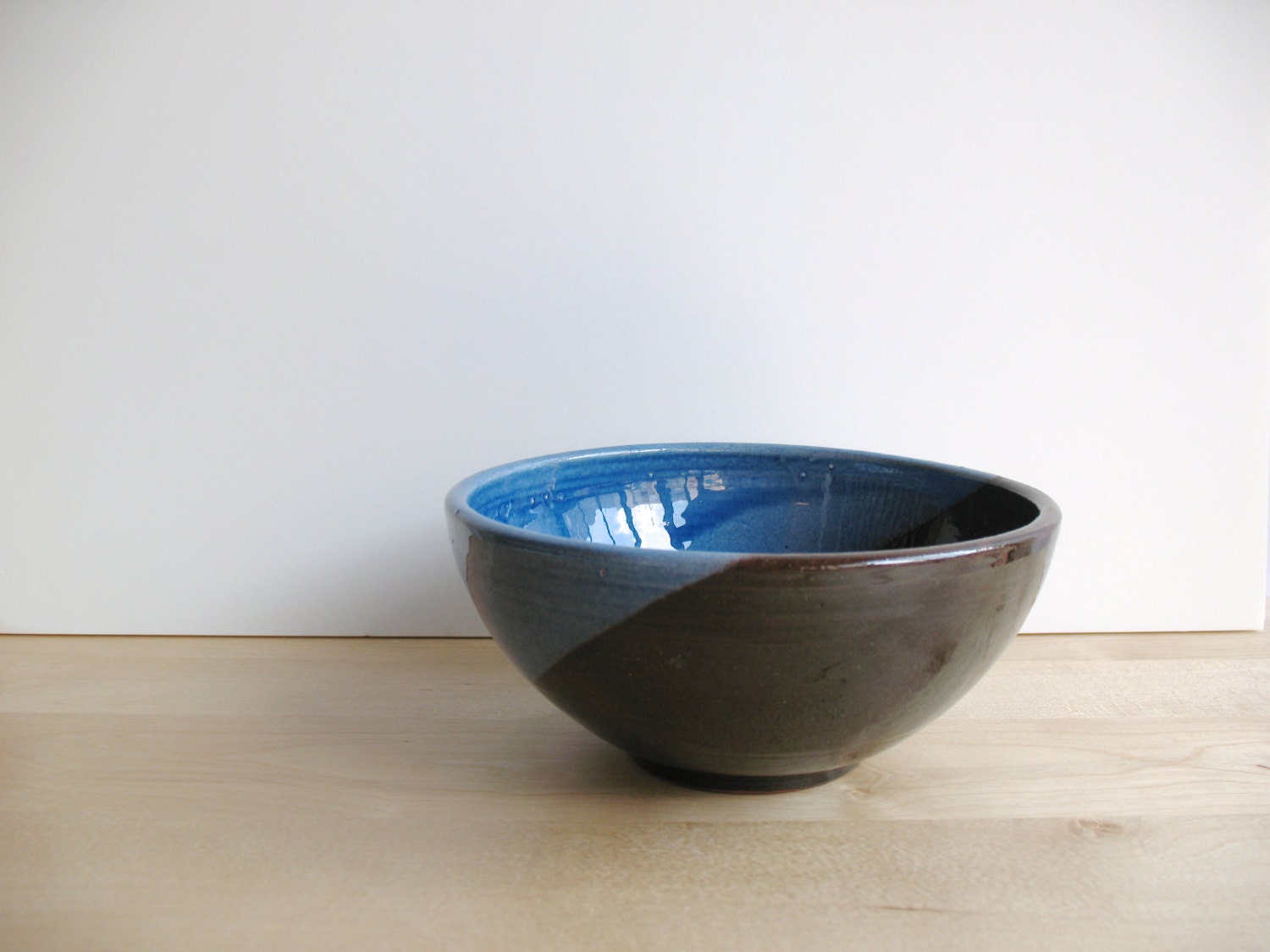ceramic bowl - snack bowl - wheel thrown bowl - moon shape decoration - blue glazed bowl