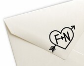 Custom Pre-Inked Wedding Initials Stamp - Heart & Arrow x 1