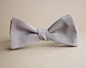 Gray Bow Tie with Subtle Magenta Natural Pattern
