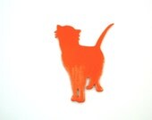 Kitty Cat wooden Fridge Magnet // Cat Brooch Pin available in Custom colors // magnet or Brooch pin with claw clip