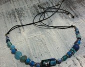 SuRFeR BeaCH JeWeLRy GLaSS BeaDeD Tie oN CHoKeR NeCKLaCe - HiPPie BLue SuMMeR DReaM