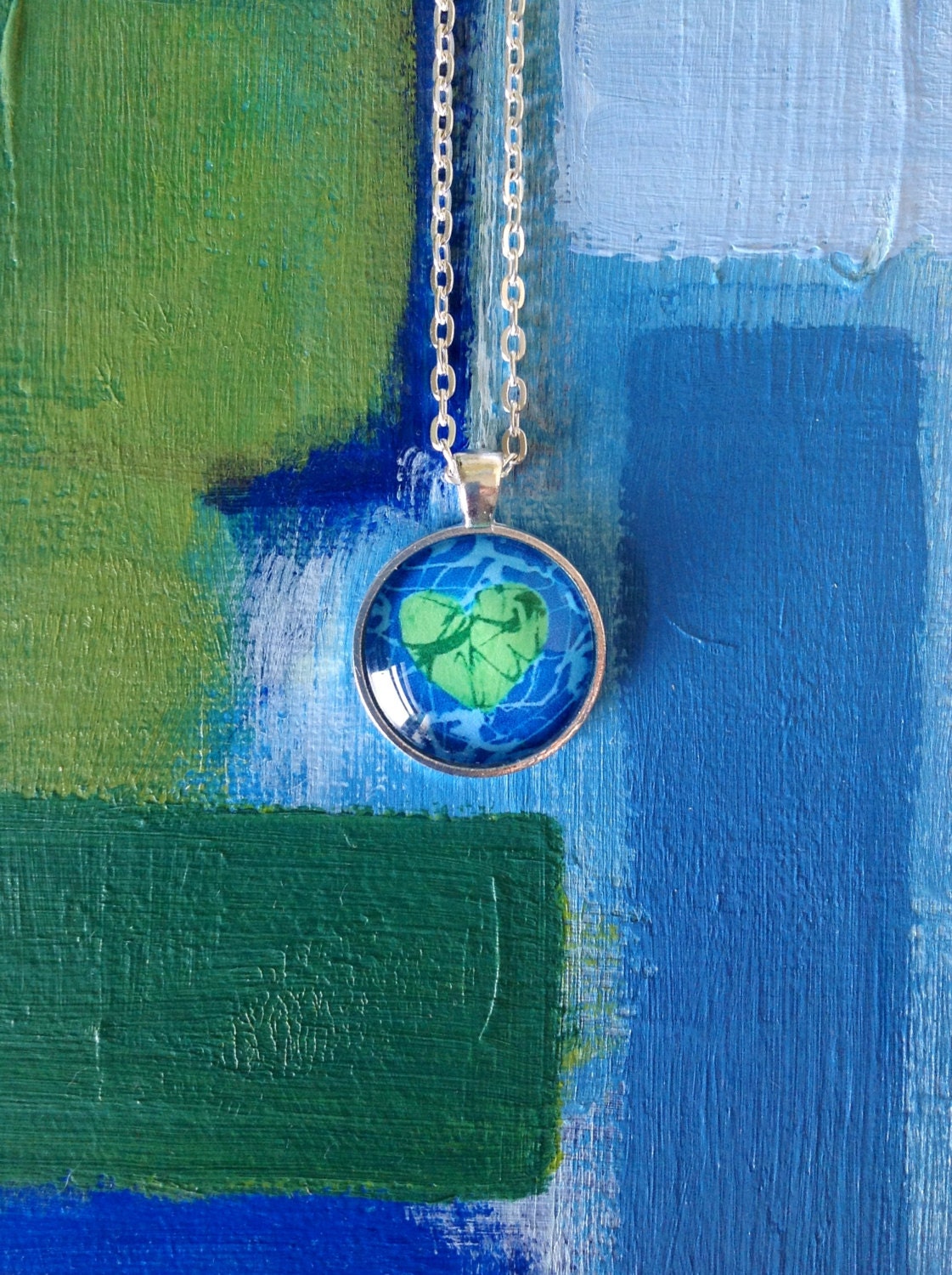 Swamp Heart Round Pendant
