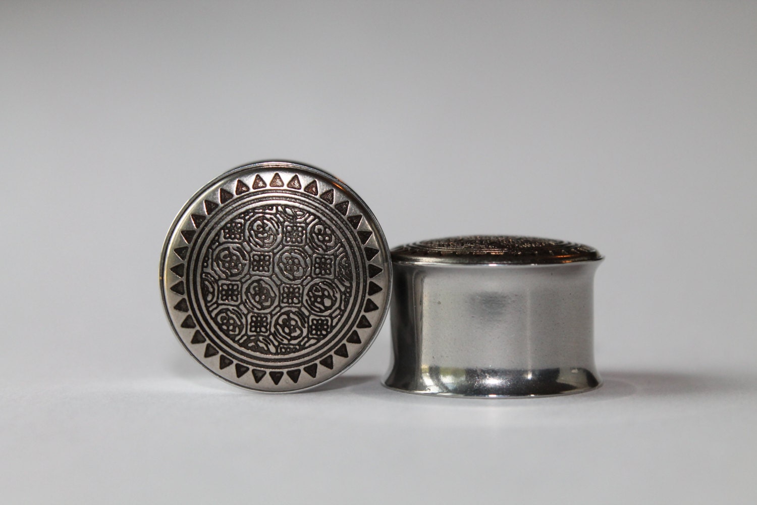Silver Tribals Plugs, gauges 1/2, 9/16, 5/8, 3/4