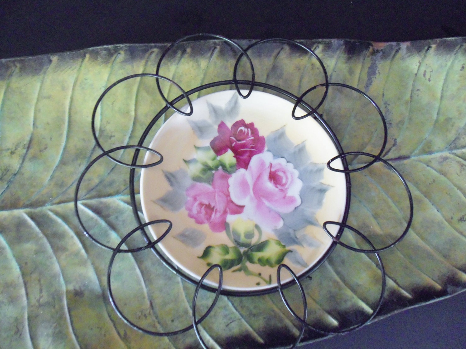 Wall Decor Decorative Plate in Wire Looped Hanger Pink Roses Flowers Shabby Chic Farmhouse