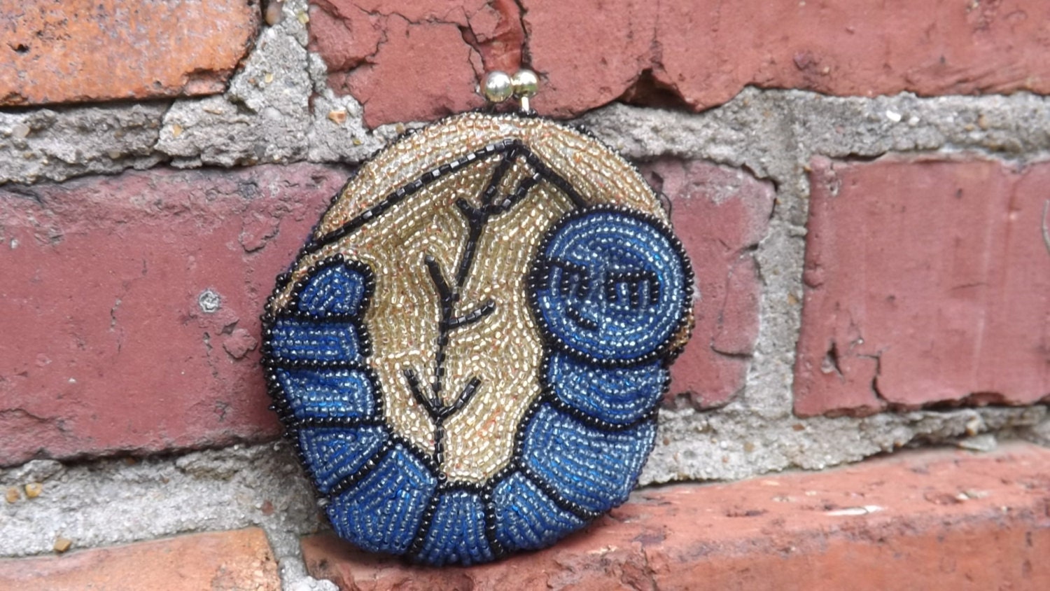 Vintage Beaded Coin Purse/Change Purse with Worm and Leaf
