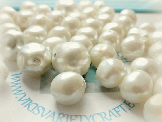 Vintage Faux Pearl Bead De-stash Lot, Jewelry Making Craft Supplies