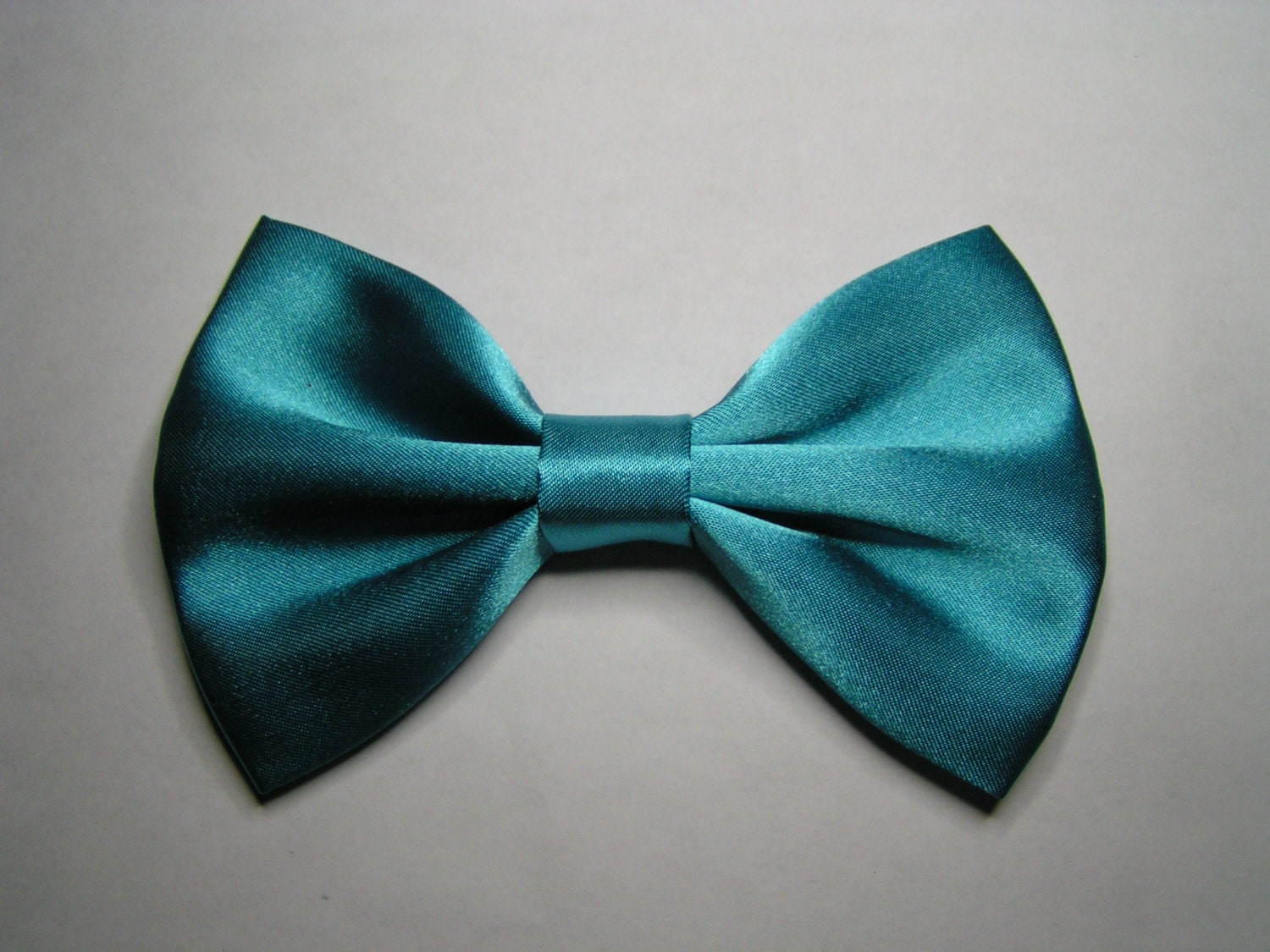 Aqua color satin hair bow clip, fabric hair bow, large fabric bow, hair barrette, satin bow