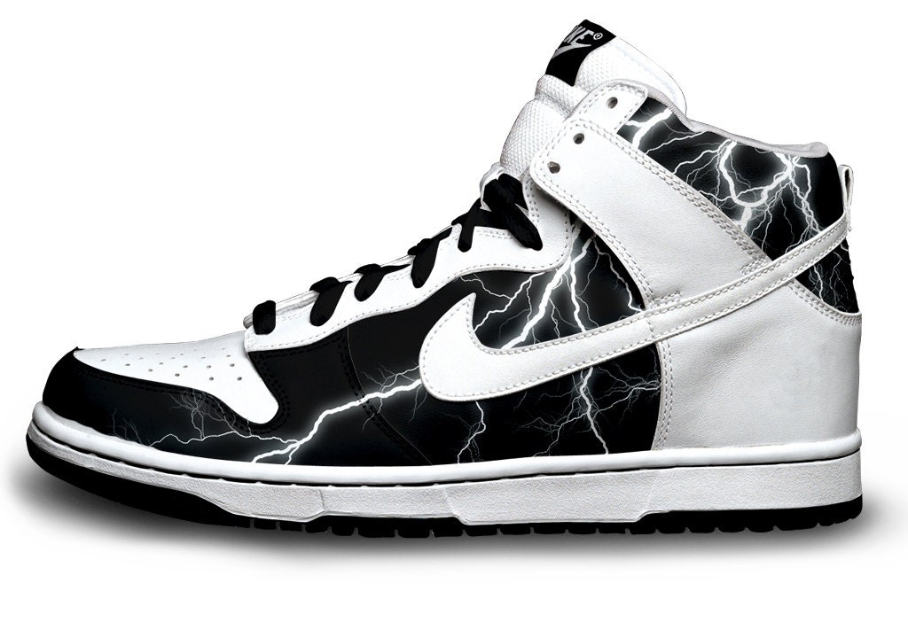 Lightning Nike Dunks