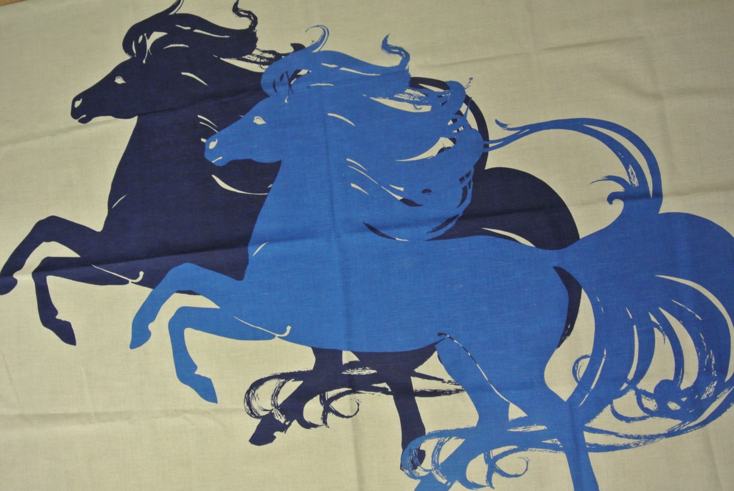 Large swedish retro vintage 1980s printed blue horse design motive on light beige bottomcolor cotton/ linen wall-hanging