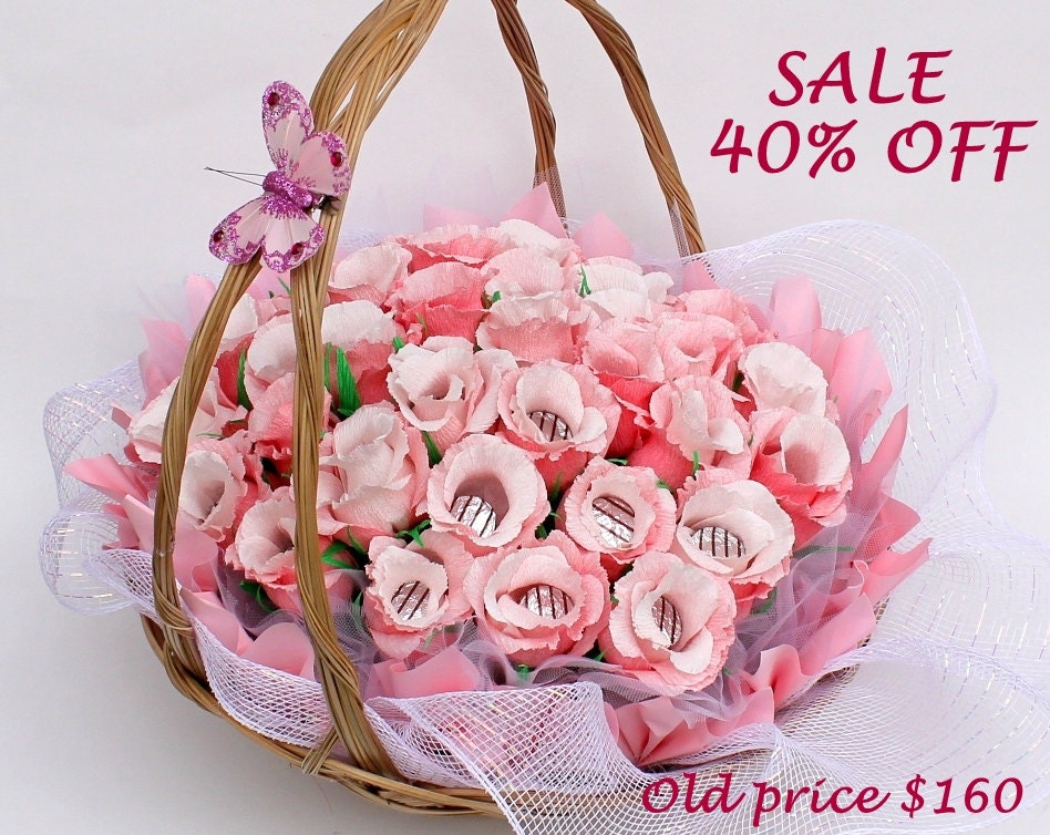 Buy wedding gift baskets. - Wedding Gift Basket &amp; Flower Candy Bouquet