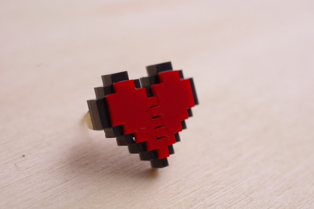 Acrylic Plastic Earring Pixel Heart 8bits design can break and join heart