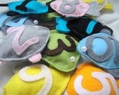 Magnetic number fish - Educational math toy - Felt numeral plush