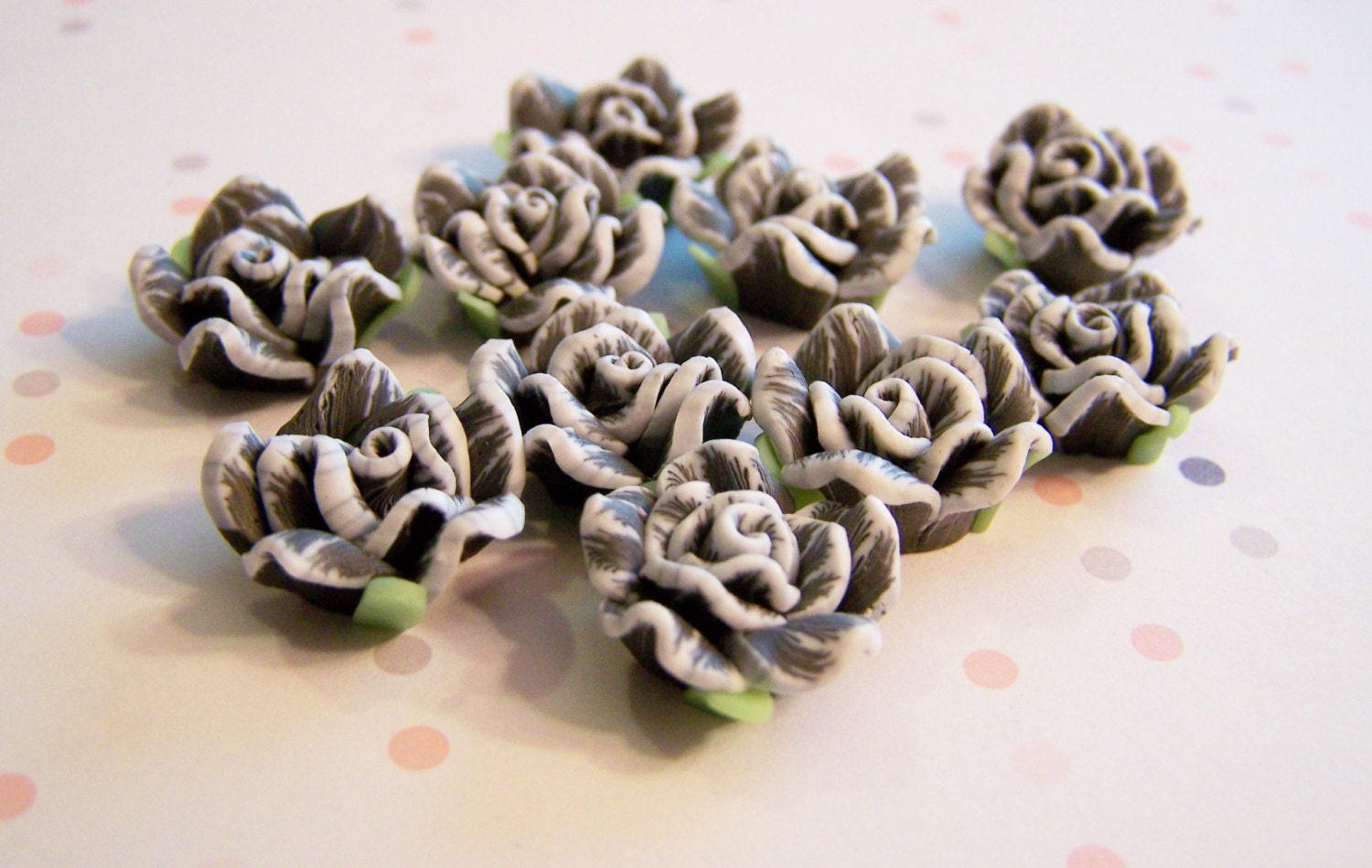 Polymer Clay Cabochon - Black and White Roses - Flat Back Cabochon - 15 mm