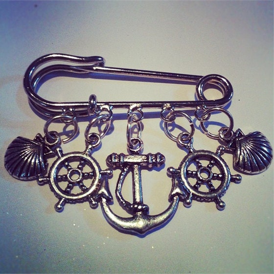 Kitsch Nautical Anchor, Helm & Shell Charm Antiqued Silver Safety Pin Style Brooch