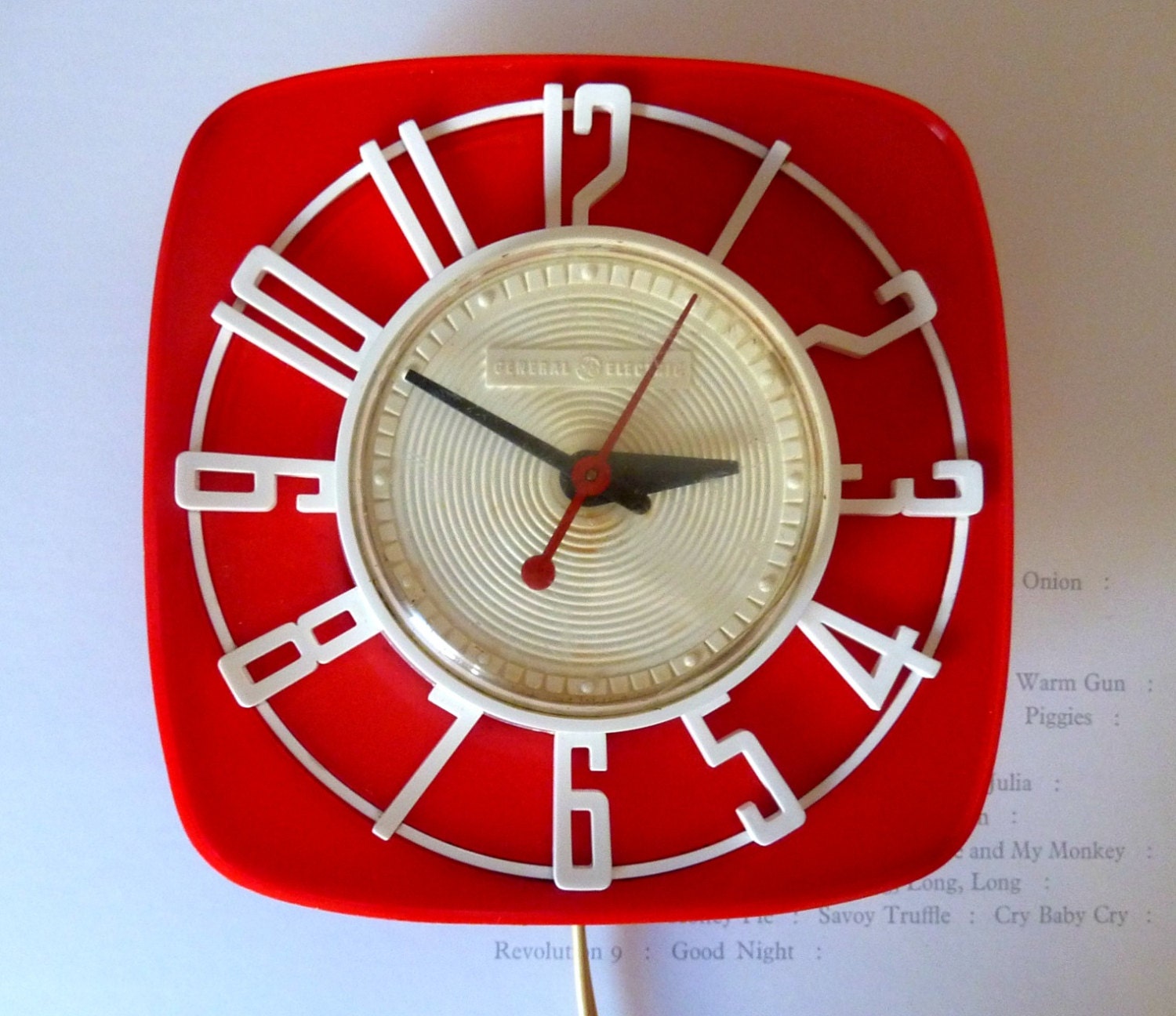 Red and White Vintage 1960s General Electric Telechron Wall Clock Model 2H44