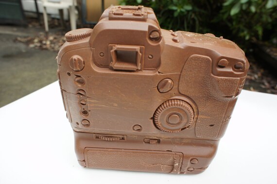 Limited Edition Solid Chocolate Camera - Canon D60 (with battery grip)