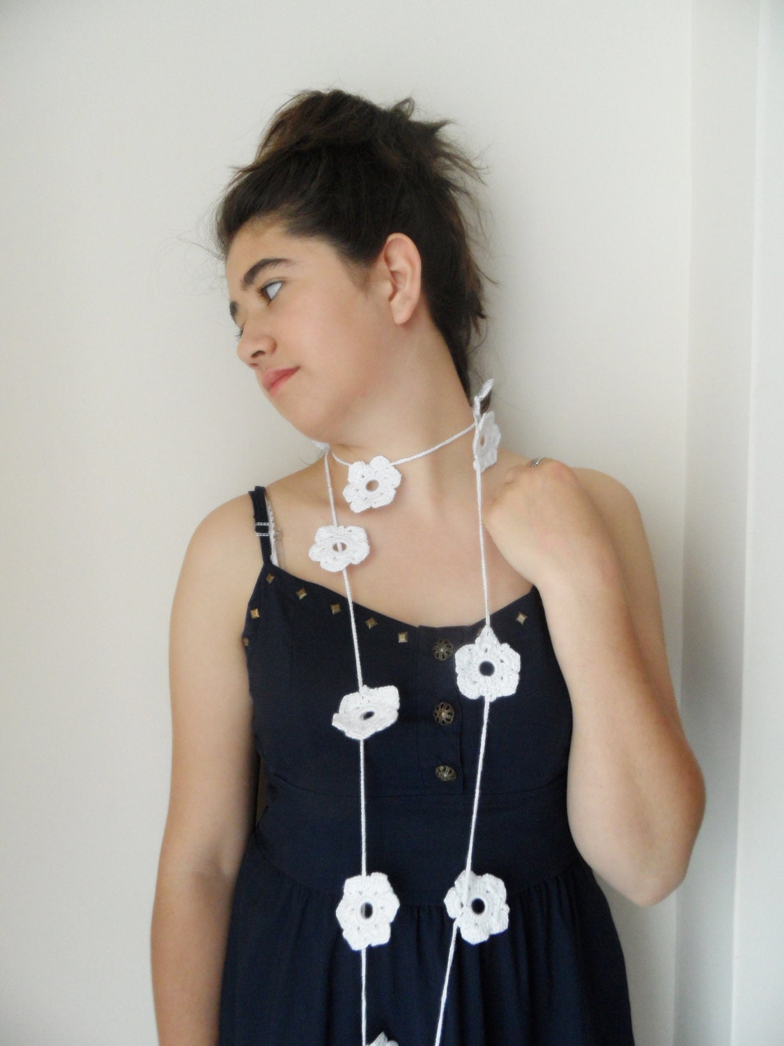 Lariat scarf, Handmade scarf with flowers. new fashion, white, home decor, spring trend, women accessories, mom gifts jewelry wonderful neck