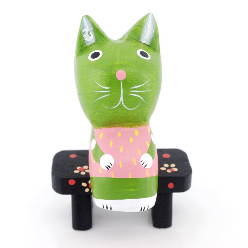 Handmade Woodworking,Wood Carving,Cute Green Cat,Home Decor,Desk Display,Wood Miniature,Doll House