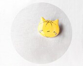 Pumpkin cat - orange yellow summer cat fashion - hand painted polymer clay brooch rusteam