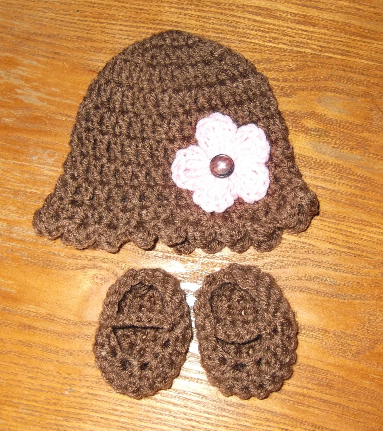 Cloche Hat w/ Flower and Matching Ballet Slippers