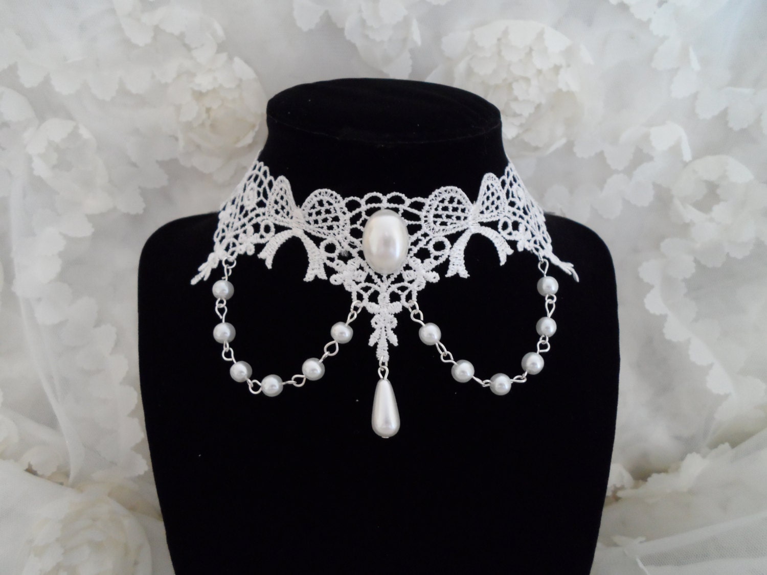 Romantic Lolita Vintage Wedding White Lace Pearl Choker Necklace Bow