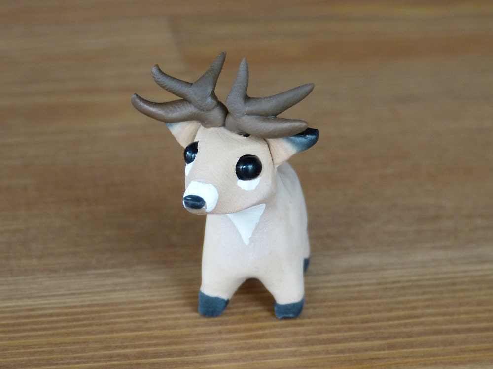 Tiny deer (buck) - Handmade miniature polymer clay animal figure