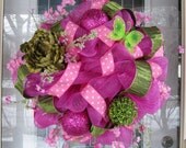 Hot Pink Wreath with a Pretty Green Flower Mothers Day Spring/Summer