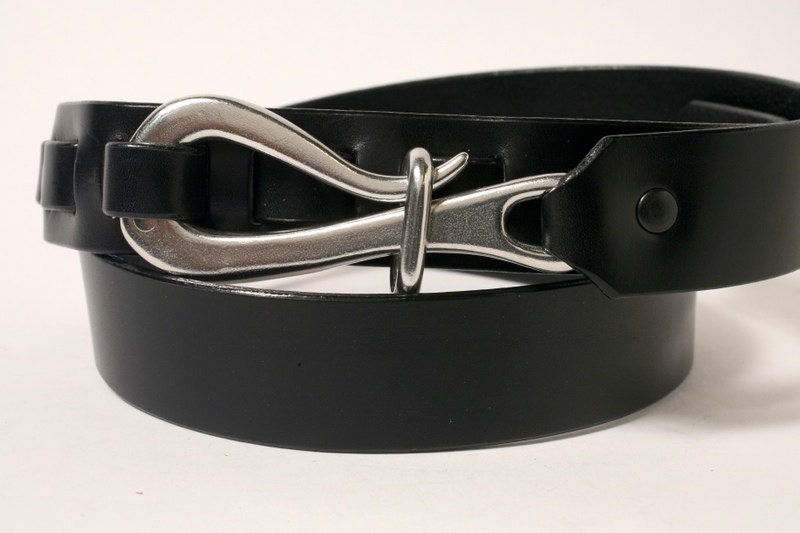Pelican Hook Belt with a Stainless Steel Buckle and Plain Handmade Leather Belt made on Cape Cod by Jeff Taylor. A unique Nautical Look