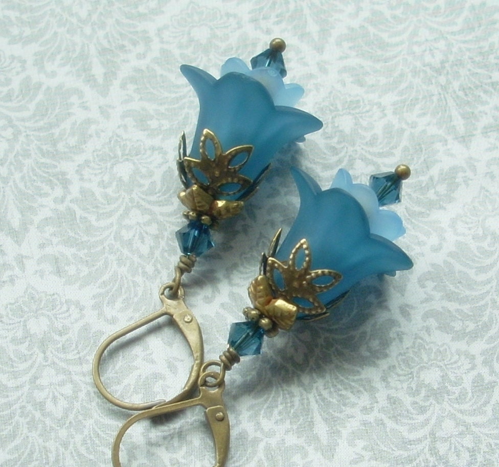 Lucite Flower Earrings, Vintage Style Lilies, Twilight Blue Antique Brass