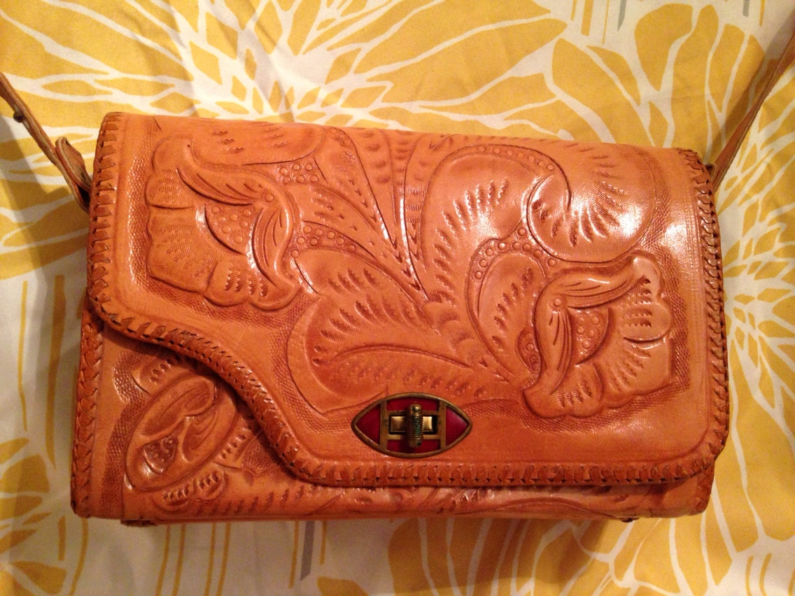 1960s vintage hand tooled reversible leather shoulder bag purse