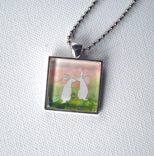 Kiss Kiss - Square Rabbit Pendant