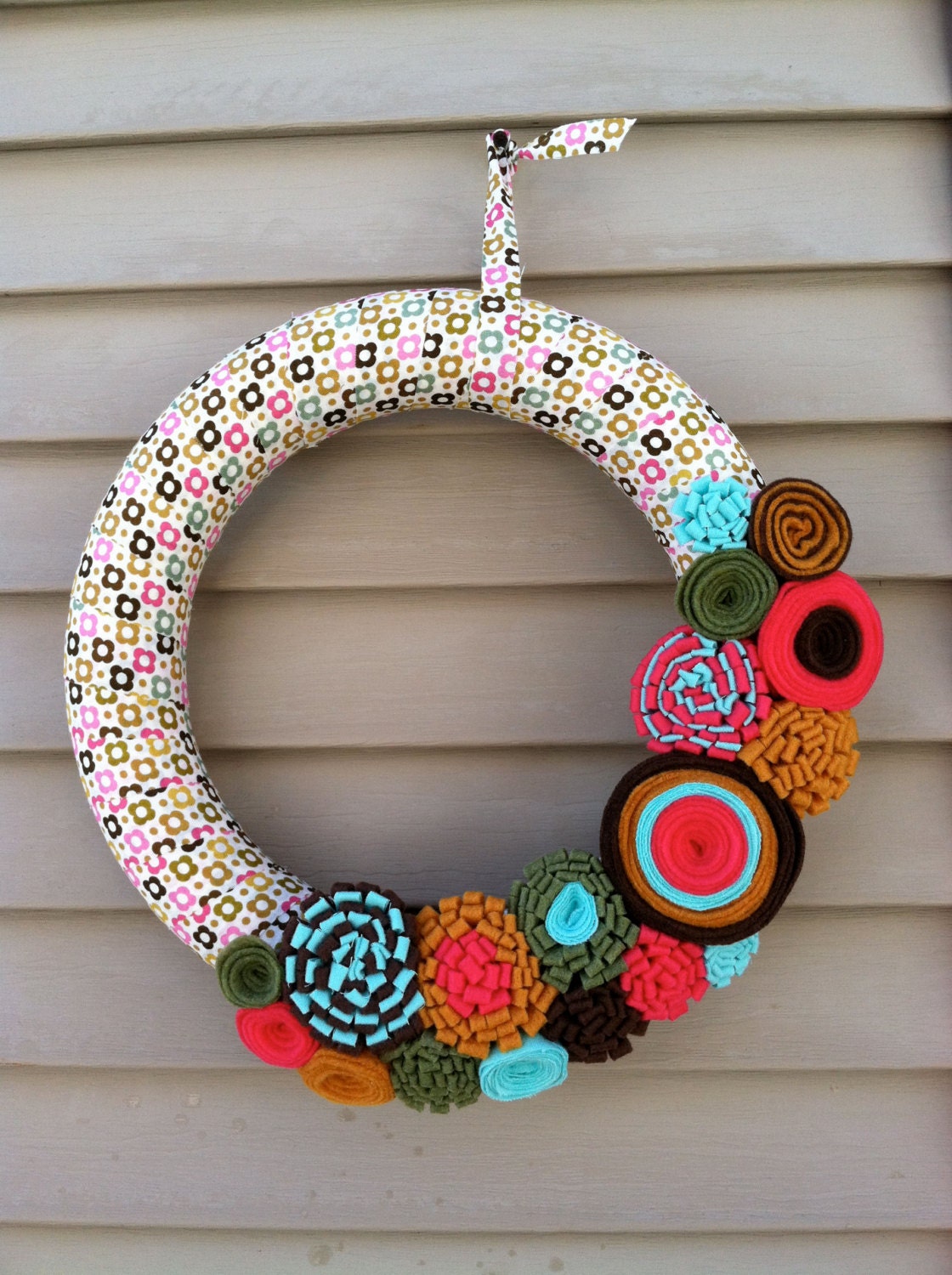 Spring Wreath - Modern Flower Patterned Fabric Decorated with Felt Flowers. Easter Wreath - Flower Wreath - Fabric Wreath