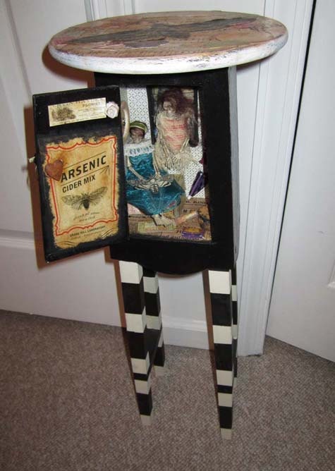 AlteRed aRt StOOl TwiStEd TwiN WiNdOw ShoPPiNg CuRiO PlAnT StAnD OOAK VinTaGe BuRtOnEsQuE