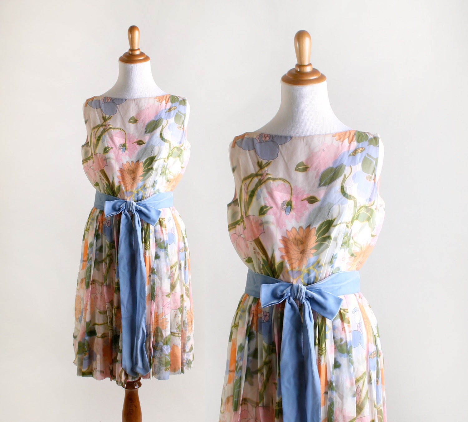 Vintage 1960s Floral Dress - Saks Fifth Avenue Summer Dress - Medium Small