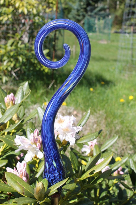 Hyacinth Purple Glass Fiddlehead Garden Art Sculpture Outdoor Decoration