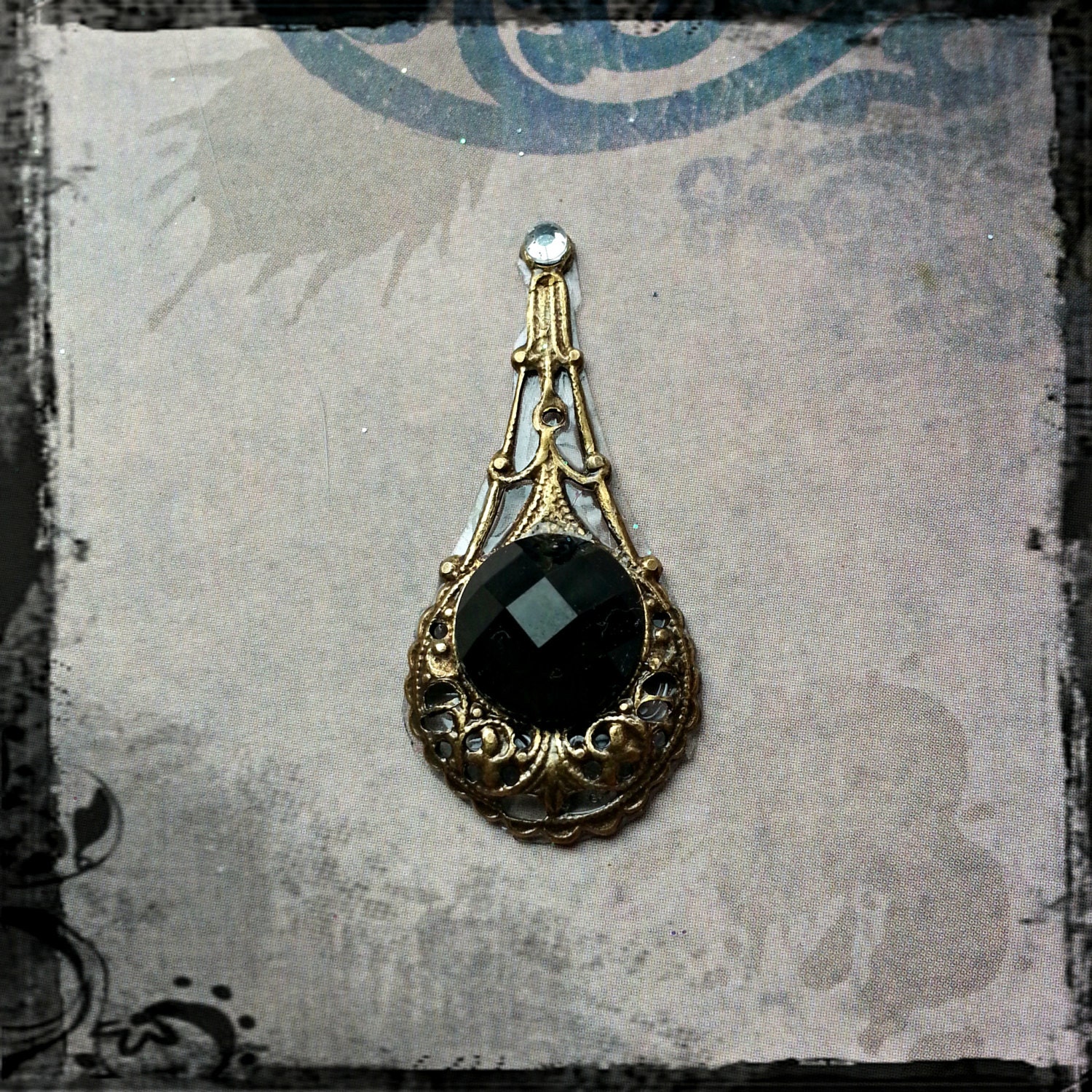Faceted Night Bindi