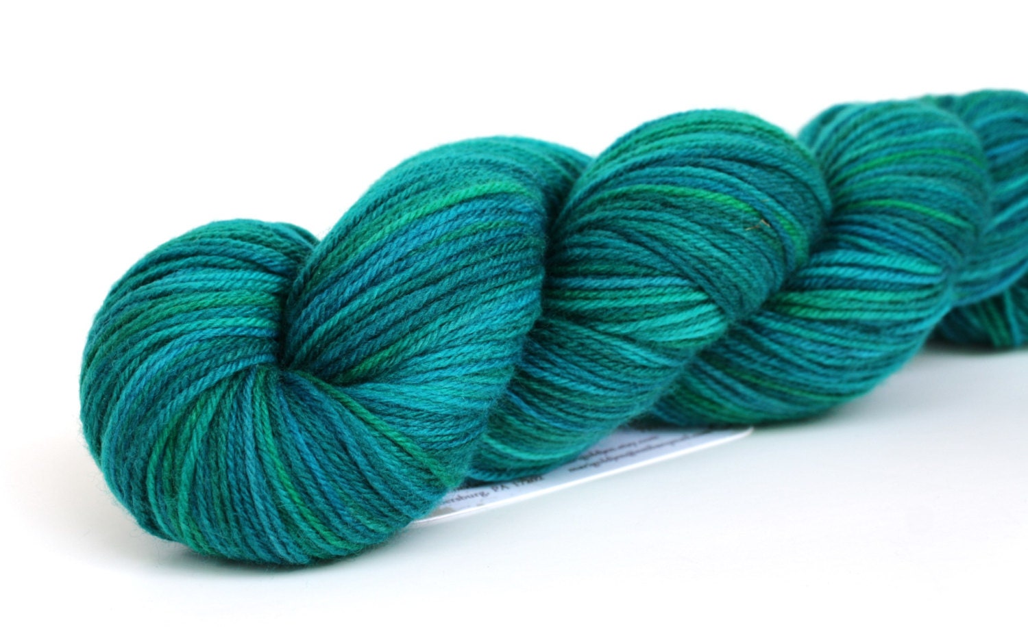 Paradise Islands--hand dyed worsted weight yarn, merino non superwash (218yds/100gm)