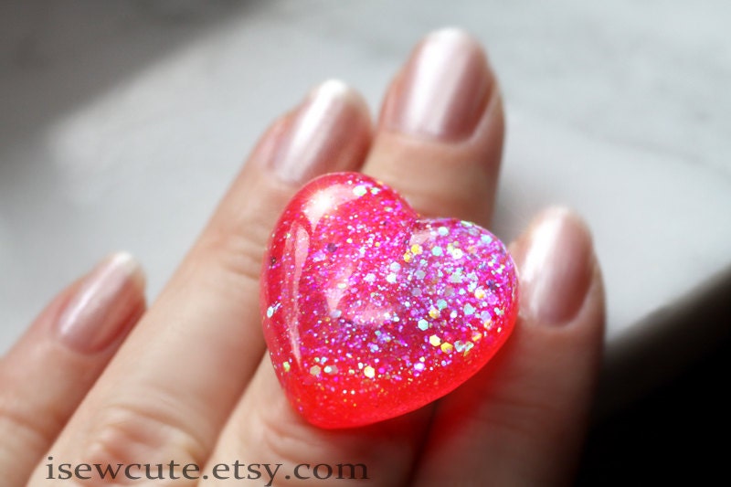 Bright Transluscent Pink Glitter Heart Ring - resin glitter heart-shaped cocktail ring for her, handmade glitter jewelry by isewcute