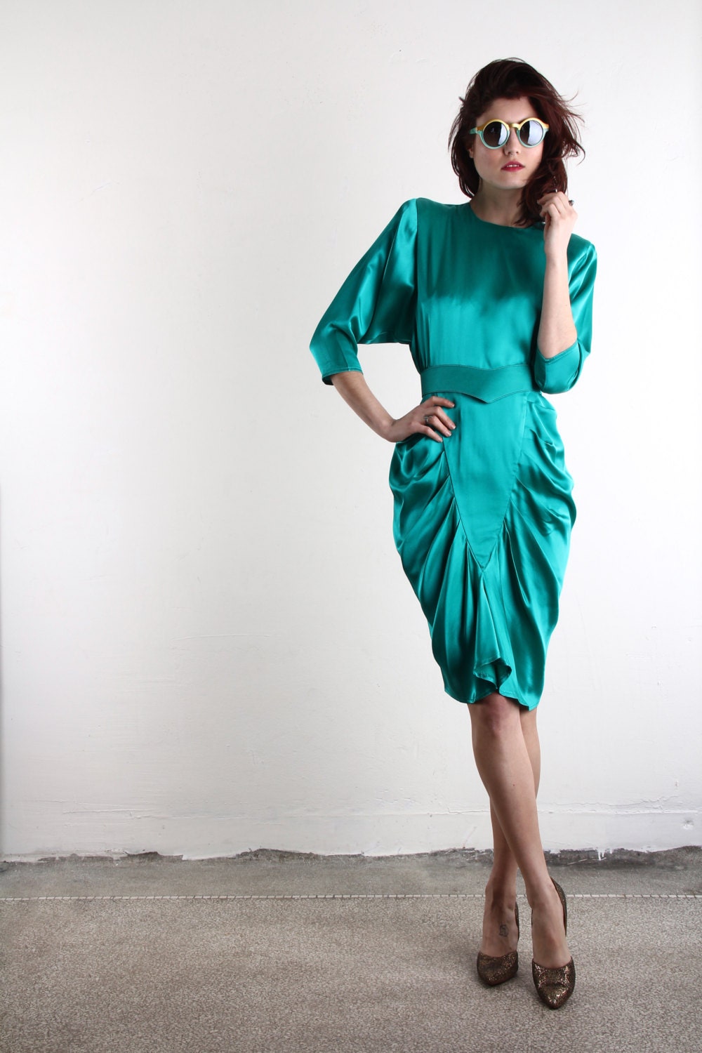 80s GLAM . Shiny Teal Dress . Satin, Belt