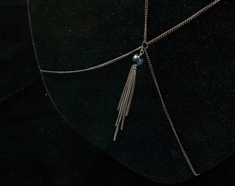gunmetal tassel body chain with faceted glass bead